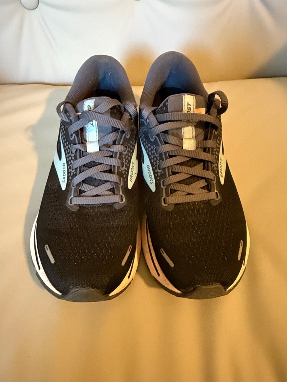 Brooks Women’s Black and Gray Athletic Running Shoes with Pink Accents